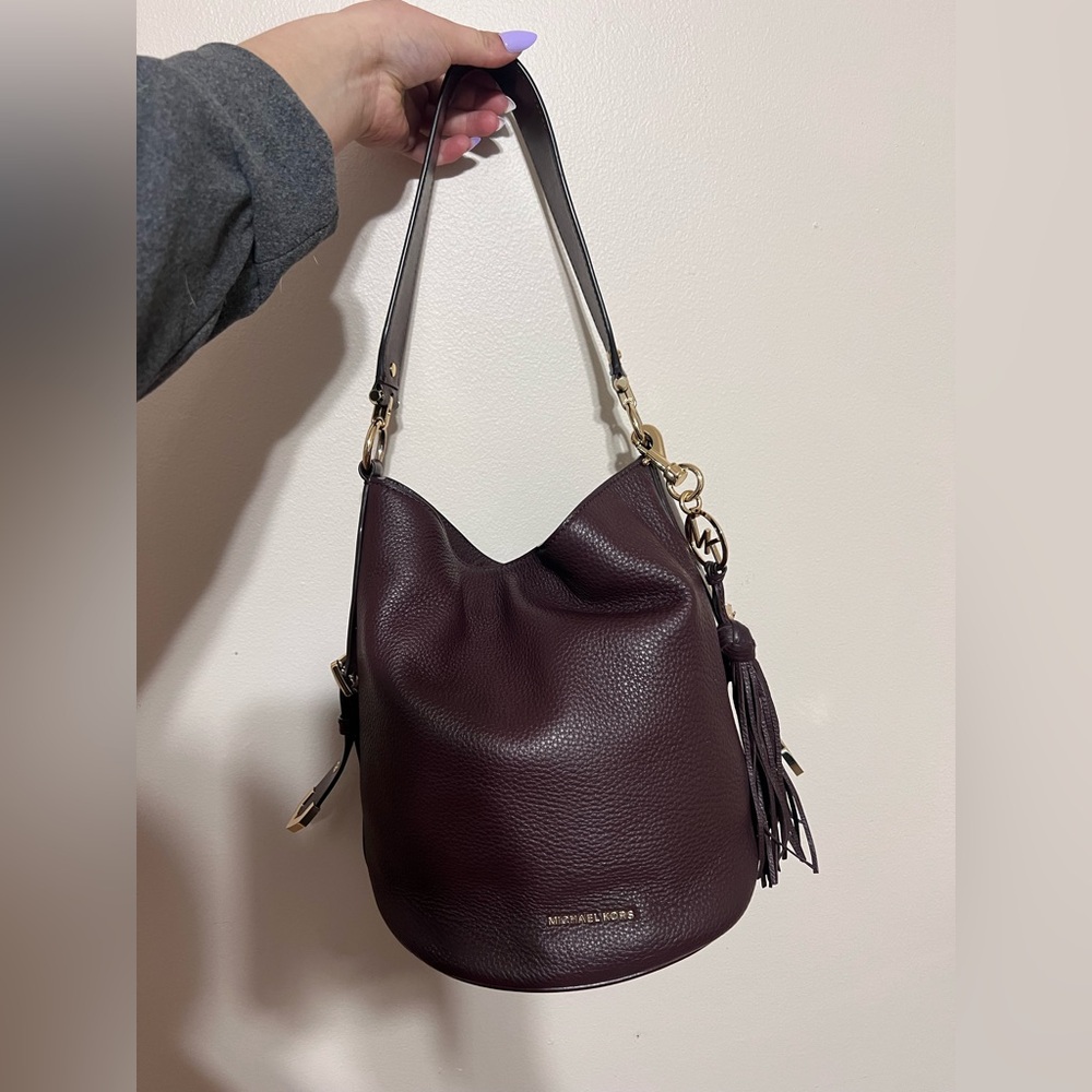 Michael Kors Brooke Bucket Bag